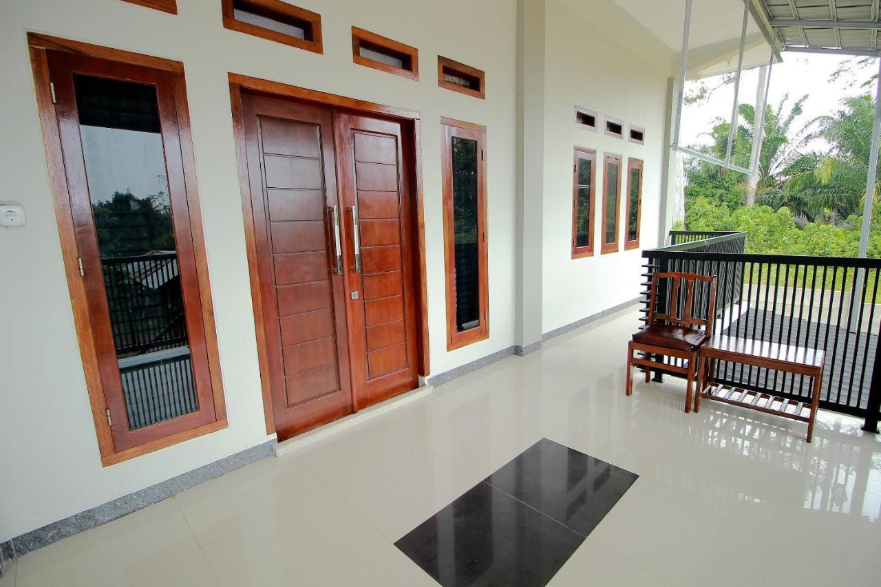 Oyo 739 Guest House Si Kancil Bengkulu Exteriör bild