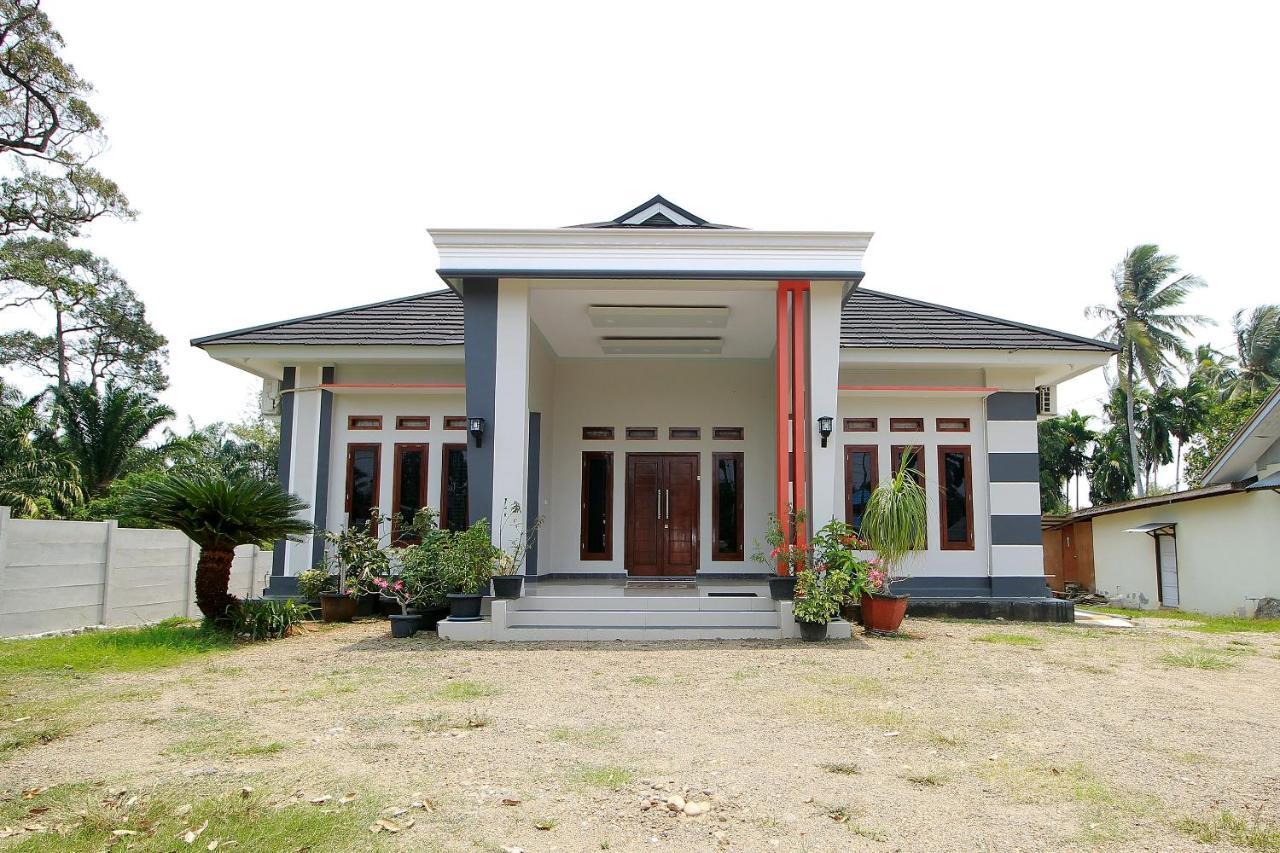 Oyo 739 Guest House Si Kancil Bengkulu Exteriör bild
